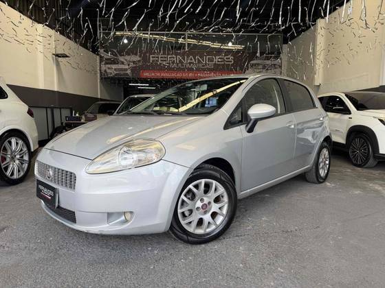 FIAT PUNTO 1.8 HLX 8V FLEX 4P MANUAL FIAT PUNTO 1.8 HLX 8V FLEX 4P MANUAL